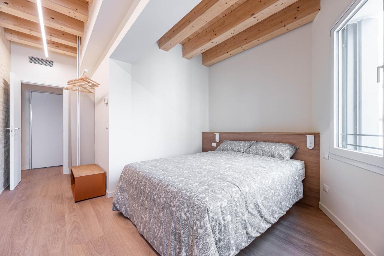Apartamento Palazzo '900 Design Flats - Il Poeta Padua Exterior foto